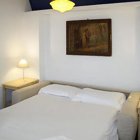 Sleeps 8 * Finale Ligure